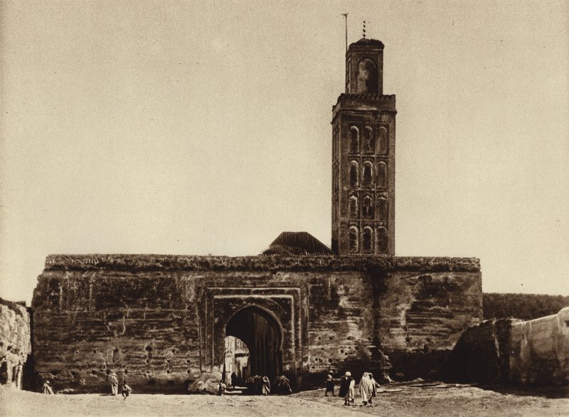 مكناس ، مسجد (b / w photo) بواسطة المصور الأوروبي