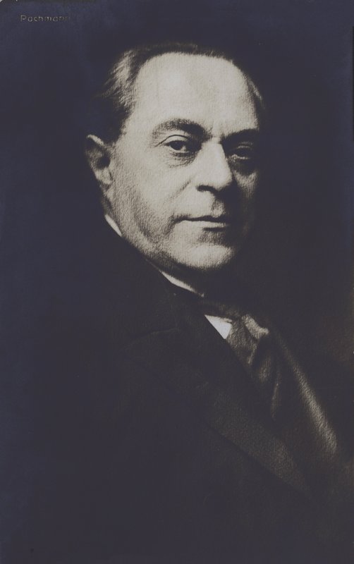 Vladimir de Pachmann, Russo-German pianist famous for his playing of the works of Chopin (b/w photo) بواسطة المصور الأوروبي