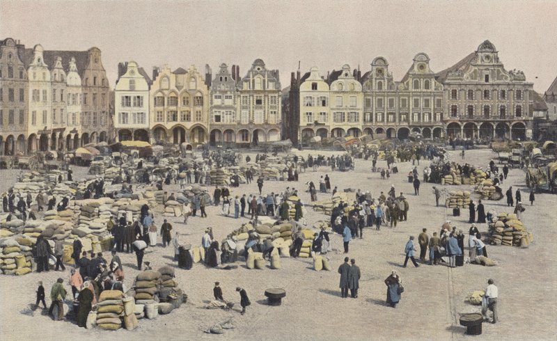 Arras ، La grande Place ، يوم من المشي على الحبوب بواسطة مصور فرنسي