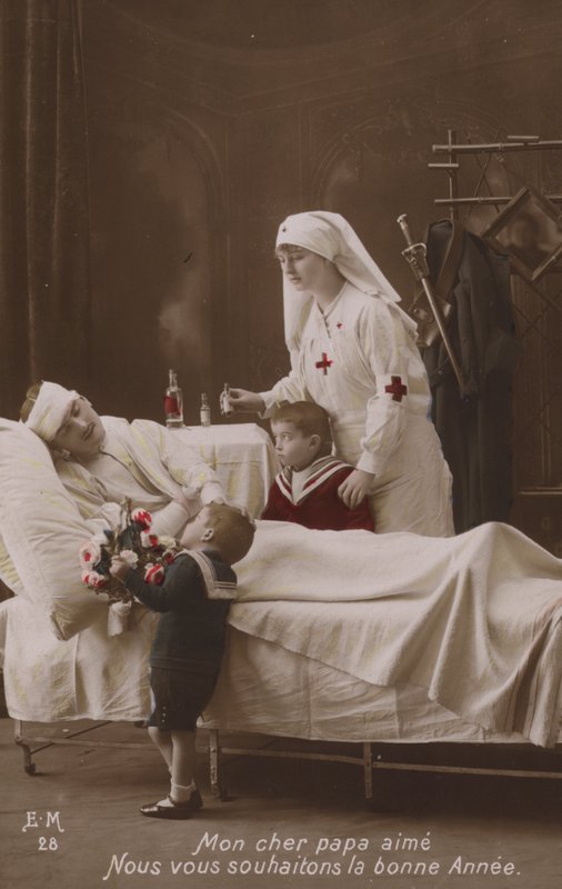 أطفال يرغبون في عام جديد سعيد لوالدهم المصاب WW1 بواسطة مصور فرنسي