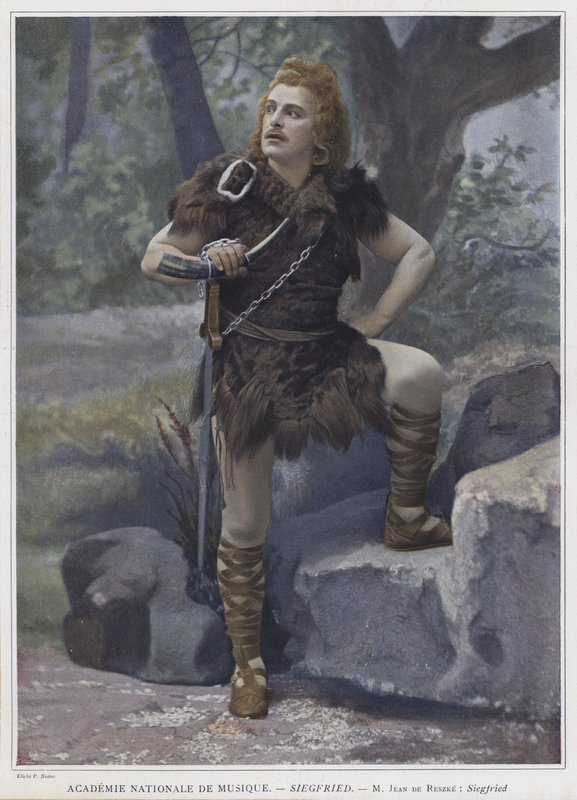 جان دي ريزكي في دور العنوان في Siegfried (صورة ملونة) بواسطة مصور فرنسي