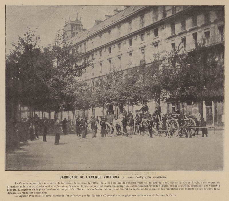 La Commune de Paris ، Barricade De L