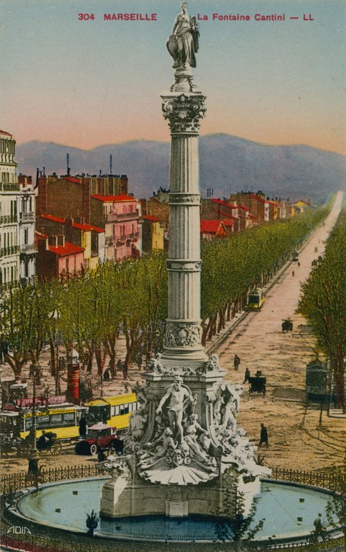 لافونتين كانتيني في مرسيليا. بناه النحات أندريه ألار. أُرسلت البطاقة البريدية عام 1913. بواسطة مصور فرنسي