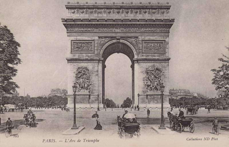 باريس ، LArc De Triomphe بواسطة مصور فرنسي