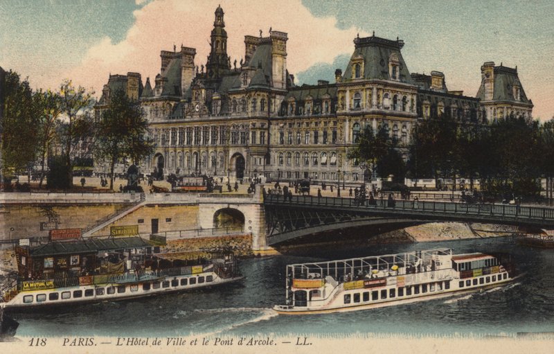 باريس ، LHotel De Ville ، Le Pont DArcole بواسطة مصور فرنسي
