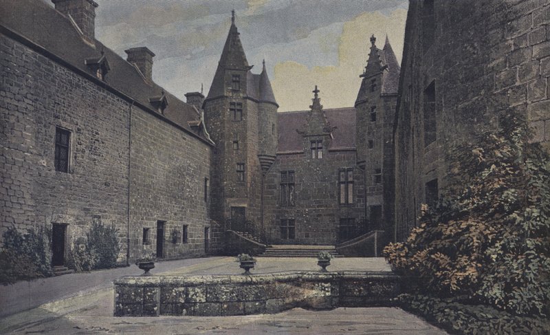 Ploubezre ، Chateau de Kergrist ، فرقة في محكمة الشرف بواسطة مصور فرنسي