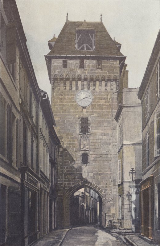 سان جان دانجلي ، Porte de lHorloge بواسطة مصور فرنسي