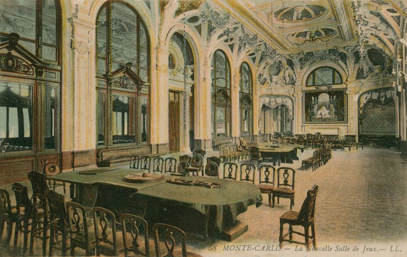 غرفة الألعاب الجديدة في كازينو مونتي كارلو. أُرسلت البطاقة البريدية عام 1913. بواسطة مصور فرنسي