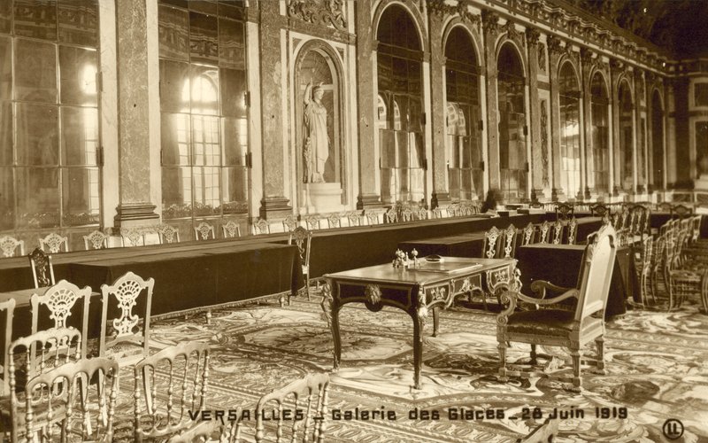 فرساي ، جاليري دي جلاس ، 28 يونيو 1919 بواسطة مصور فرنسي