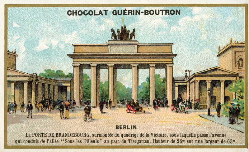 Brandenburg Gate, Berlin (chromolitho) بواسطة المدرسة الفرنسية