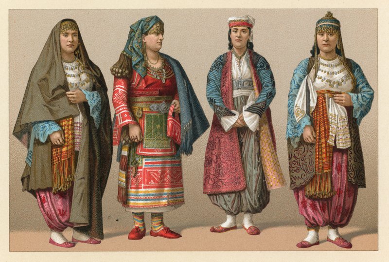 زي تركيا الأوروبي بواسطة المدرسة الفرنسية