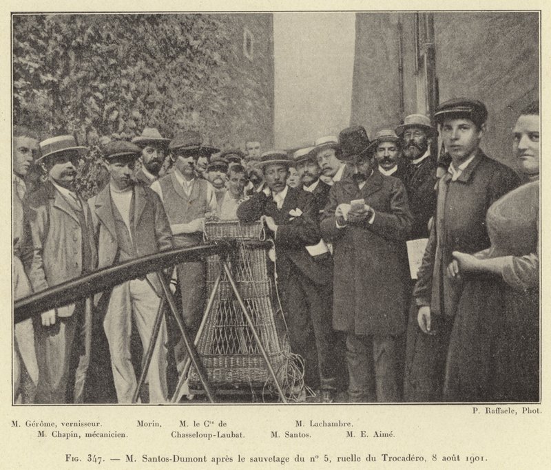 إم سانتوس دومون بعد إنقاذ رقم 5 ، رويل دو تروكاديرو ، 8 أغسطس 1901 (نقش) بواسطة المدرسة الفرنسية