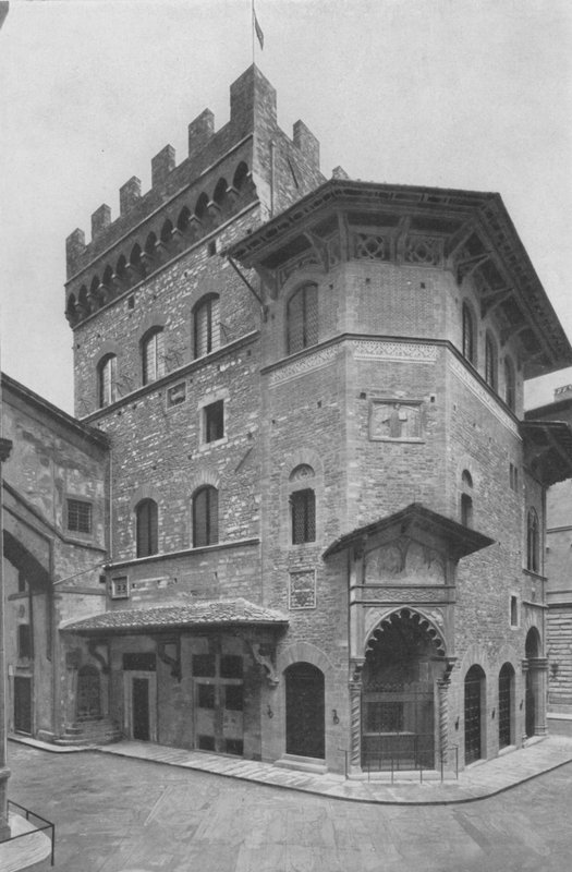 فلورنسا ، Palazzo dell'Arte della Lana (b / w photo) بواسطة مصور إيطالي