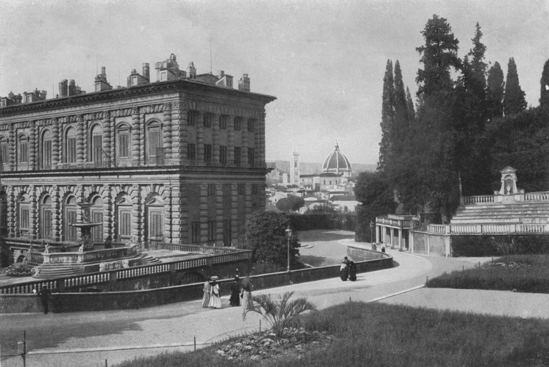 فلورنسا ، R Palazzo Pitti ، الجزء الخلفي مع إطلالة على الكاتدرائية (b / w photo) بواسطة مصور إيطالي
