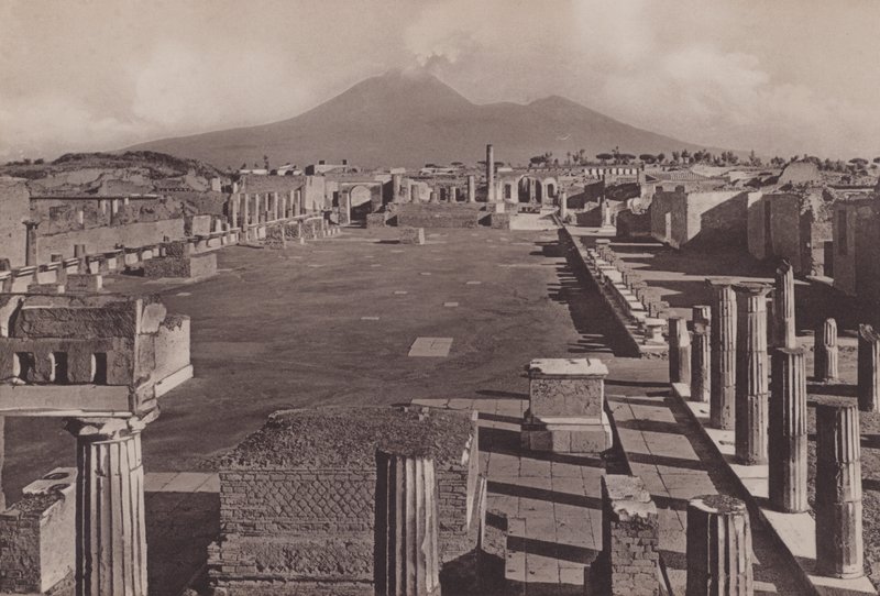 Foro Civile ، المنتدى (صورة b / w) بواسطة مصور إيطالي