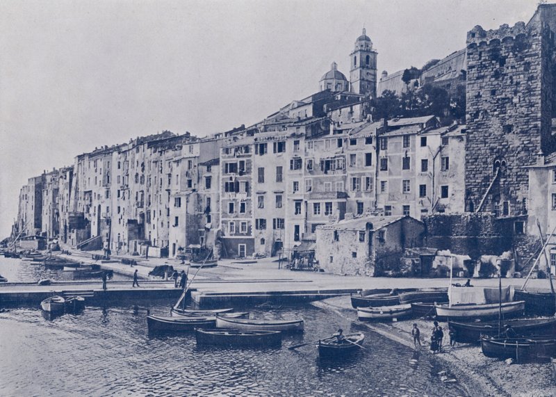 إيطاليا: Golfe de la Spezia، Portovenere (b / w photo) بواسطة مصور إيطالي