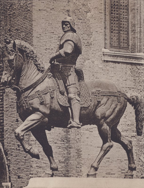 Monumento A Colleoni (صورة b / w) بواسطة مصور إيطالي