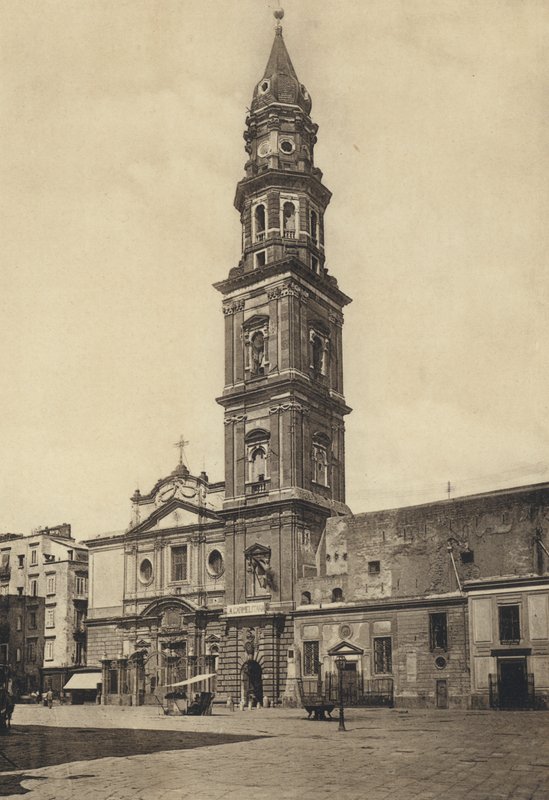 نابولي: Church And Piazza Del Carmine (b / w photo) بواسطة مصور إيطالي