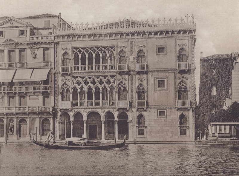 Palazzo Ca 'D'Oro (b / w photo) بواسطة مصور إيطالي