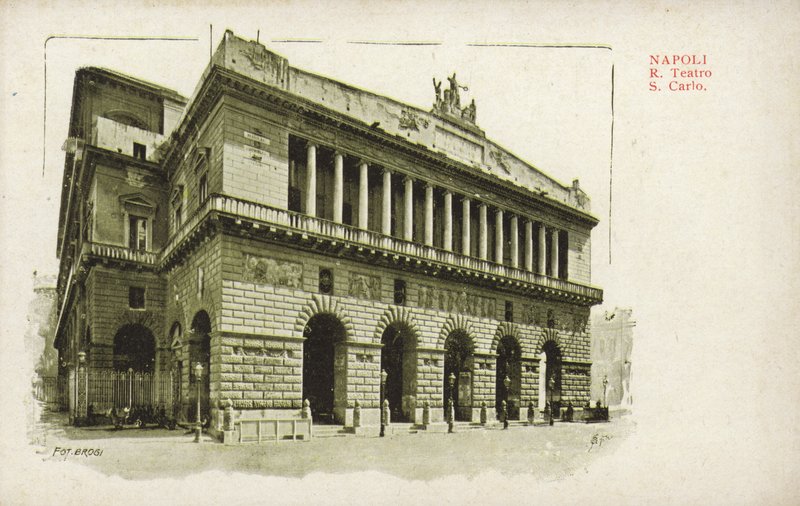 Real Teatro di San Carlo ، نابولي بواسطة مصور إيطالي