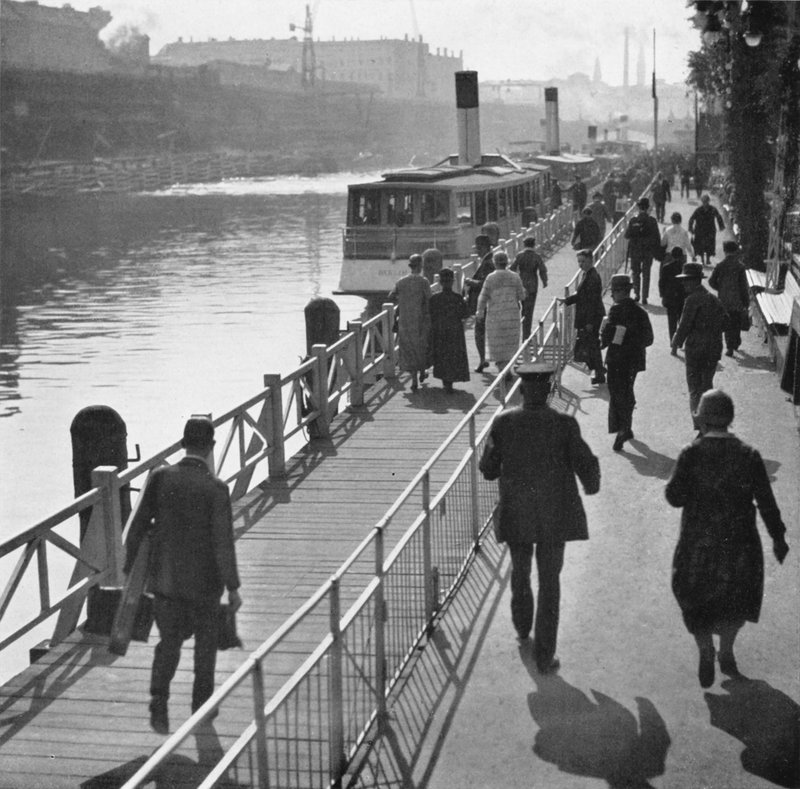برلين: An der Jannowitzbrucke؛ جسر جانوفيتز (صورة b / w) بواسطة ماريو بوكوفيتش