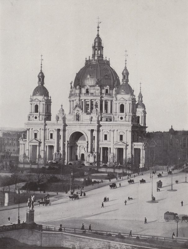 Der Berliner Dom (b/w photo) بواسطة مصور فوتوغرافي ألماني
