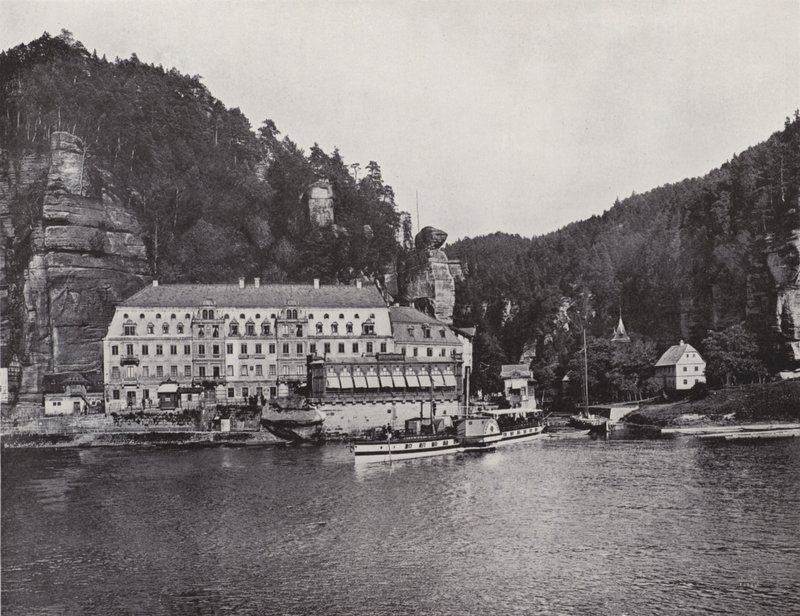 Herrnskretschen (b / w photo) بواسطة مصور فوتوغرافي ألماني