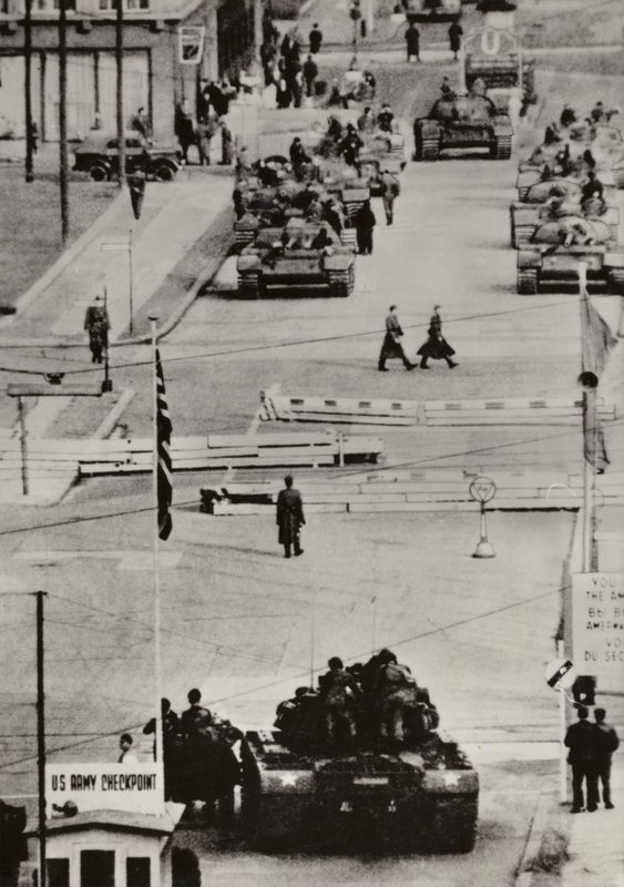 أكتوبر 1961 ، برلين فريدريش شتراسه (صورة b / w) بواسطة مصور فوتوغرافي ألماني