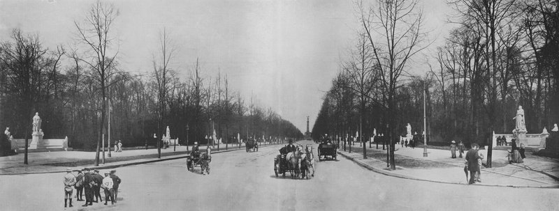 بانوراما Sieges-Allee (b / w photo) بواسطة مصور فوتوغرافي ألماني