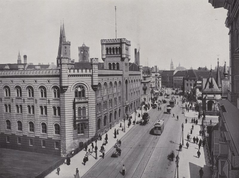 Stadtische Sparkasse und Muhlendamm (صورة b / w) بواسطة مصور فوتوغرافي ألماني