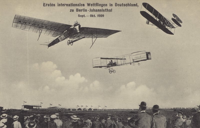 أول اجتماع دولي للسباق الجوي في ألمانيا ، Berliner Flugwoche ، برلين-جوهانشتال ، سبتمبر - أكتوبر 1909 (b / w photo) بواسطة مصور فوتوغرافي ألماني