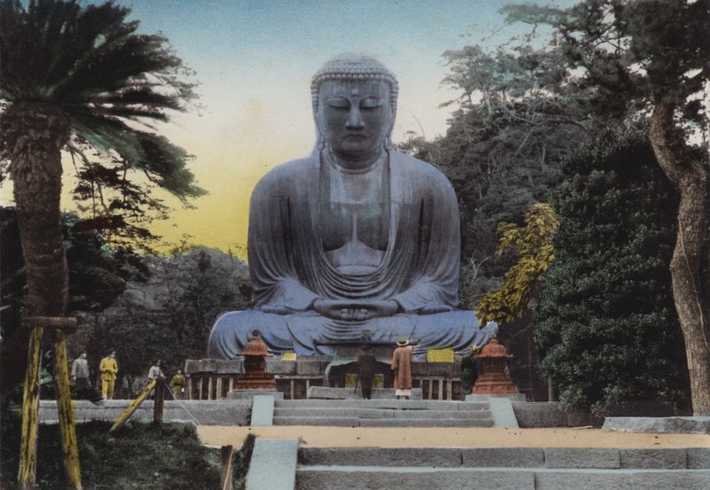 Japan, c.1912: The Finest Daibutsu, or Great Budha at Kamakura dates from 1252 Height 49 feet and 7 in, By train 50 minutes from Yokohama (photo) بواسطة مصور فوتوغرافي ياباني