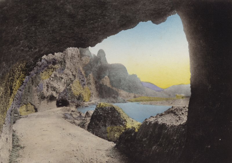 Japan, c.1912: Yabakei, Ohita Province (photo) بواسطة مصور فوتوغرافي ياباني