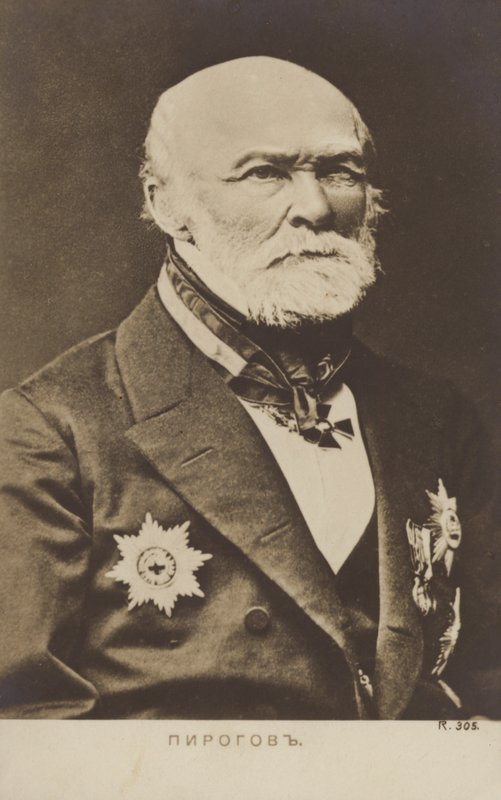 نيكولاي بيروغوف (1810-1881) ، طبيب روسي ، عالم ، جراح وعلم تشريح بواسطة مصور روسي