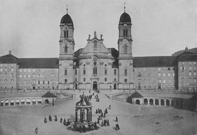 Einsiedeln ، Facade du Couvent (b / w photo) بواسطة المصور السويسري